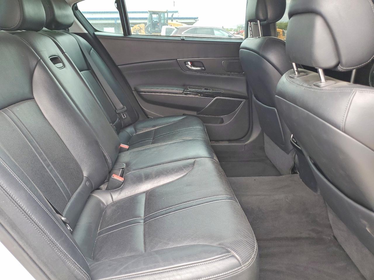 2015 Kia K900 Premium - zdjęcie 10