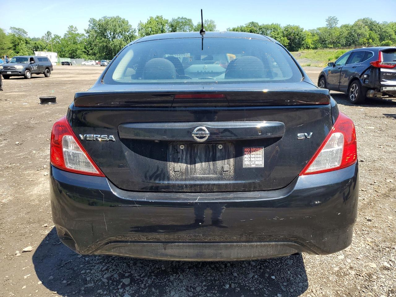 2018 Nissan Versa Sv - zdjęcie 6
