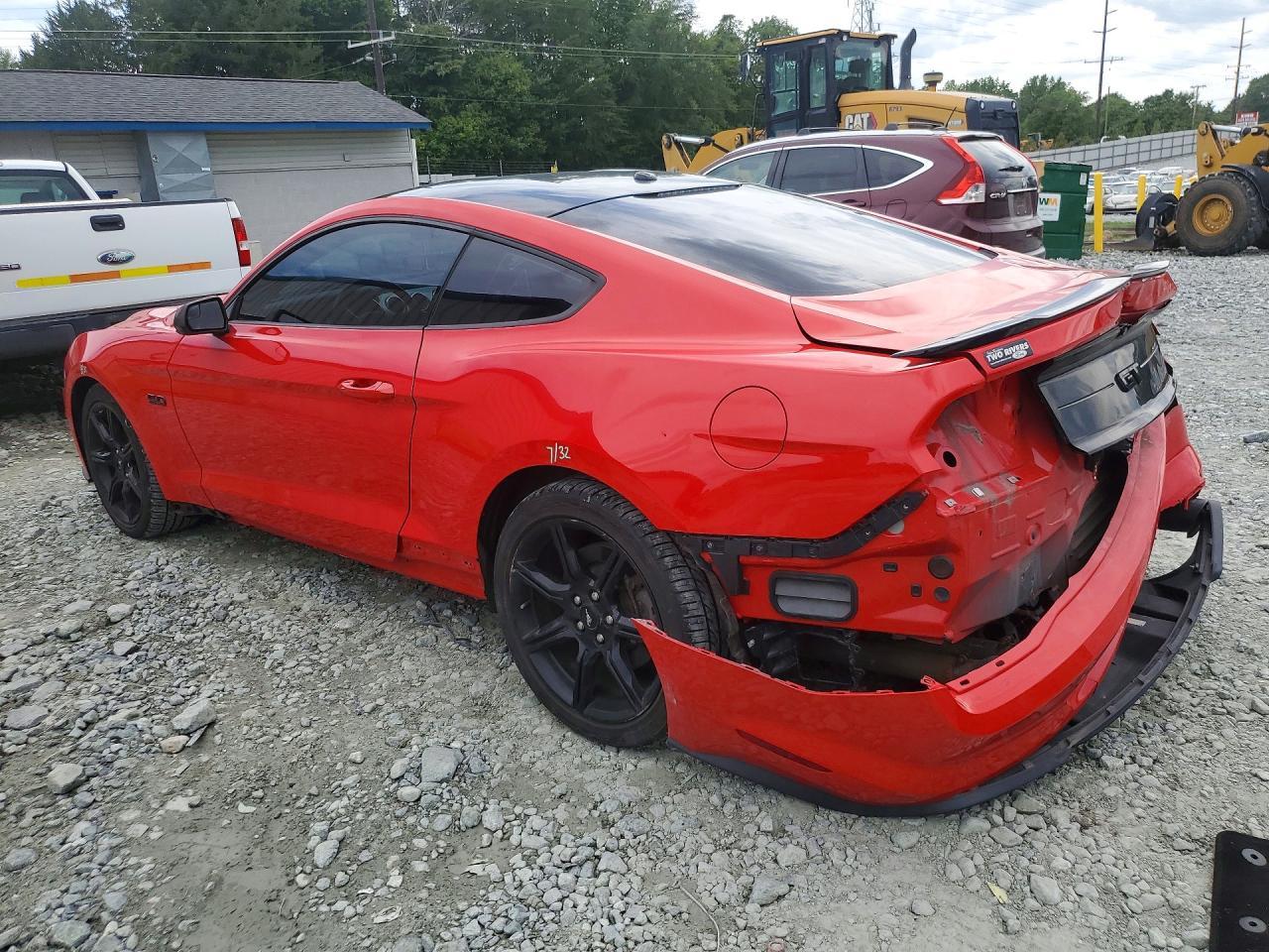 2019 Ford Mustang Gt - zdjęcie 2