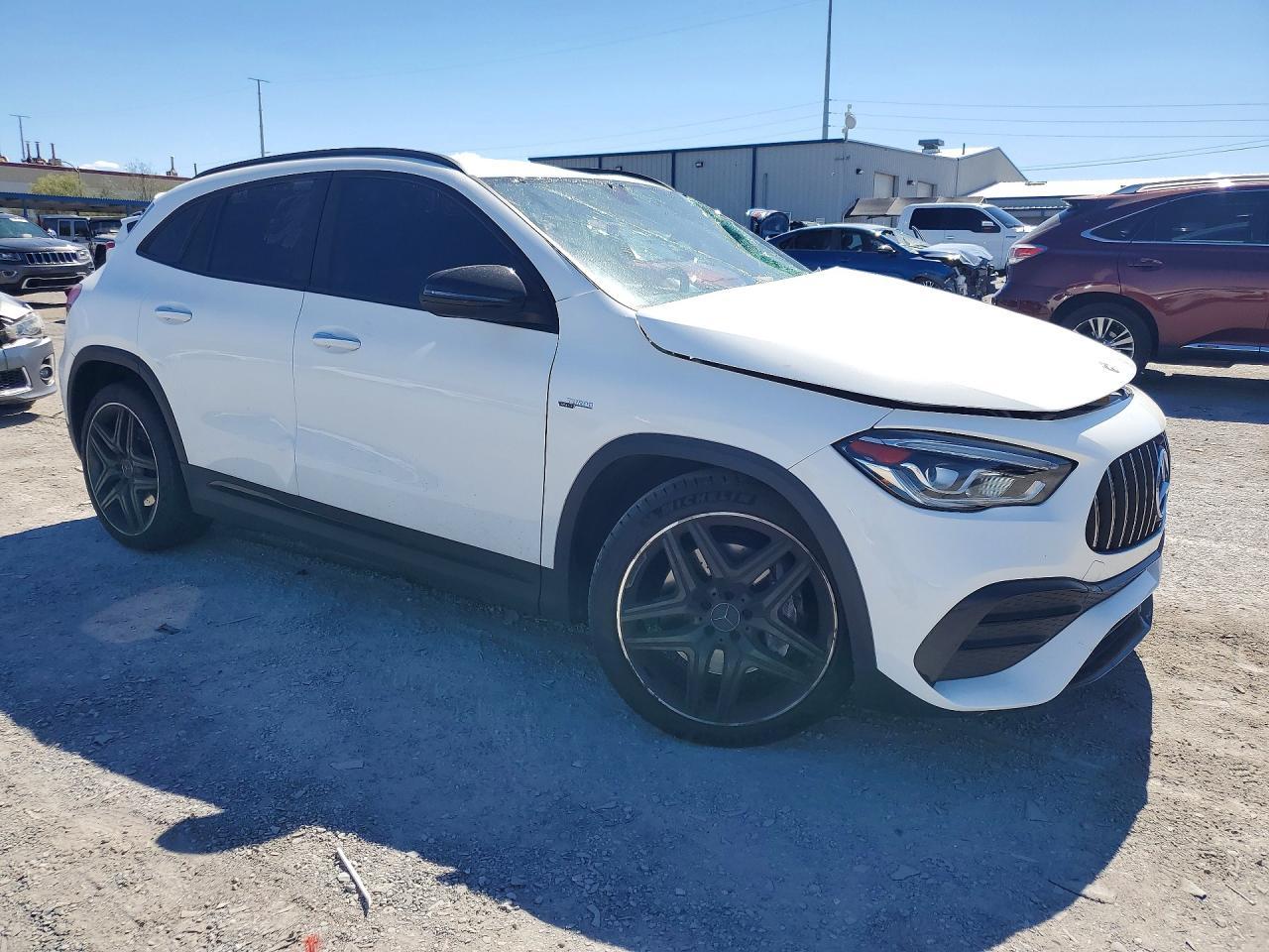 2022 Mercedes-Benz Gla 35 Amg - zdjęcie 4
