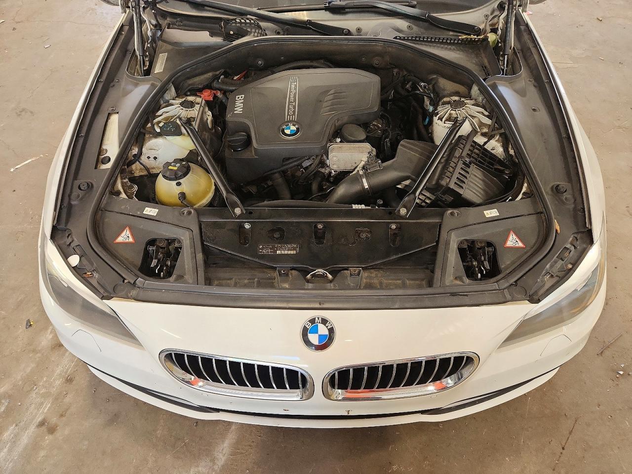 2015 BMW 528 Xi - zdjęcie 11