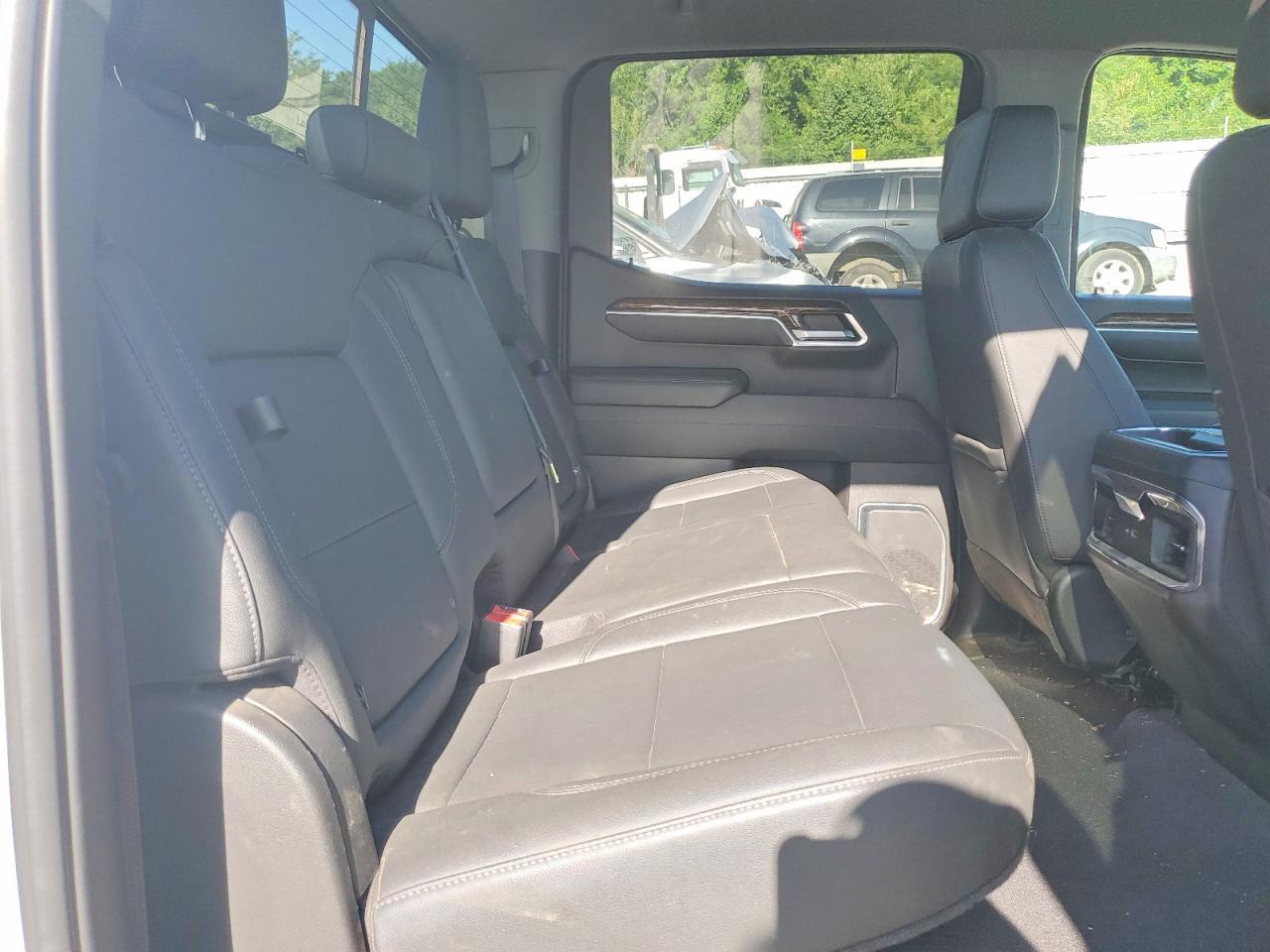 2022 GMC Sierra K1500 Elevation - zdjęcie 10