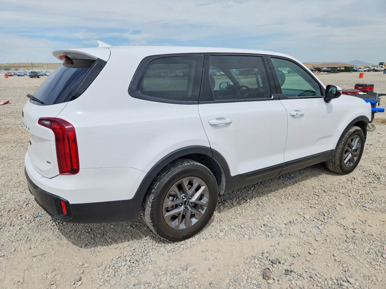 2024 Kia Telluride Lx - zdjęcie 3