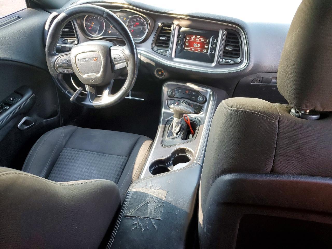 2017 Dodge Challenger R/T - zdjęcie 8