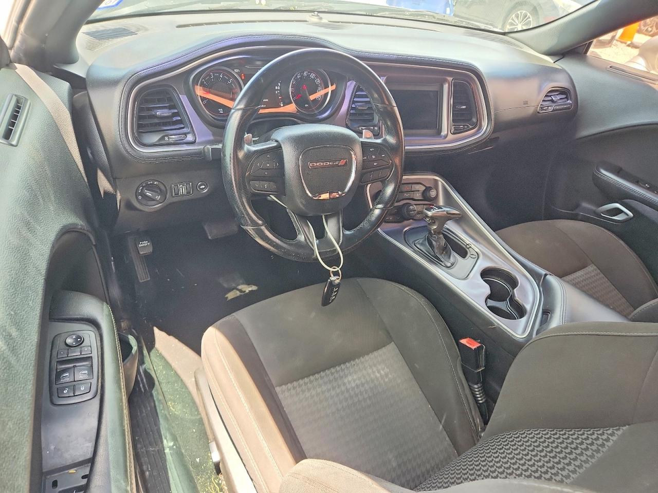 2020 Dodge Challenger R/T - zdjęcie 8