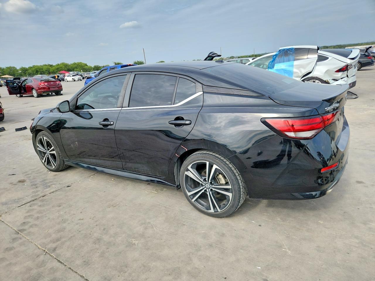 2020 Nissan Sentra Sr - zdjęcie 2