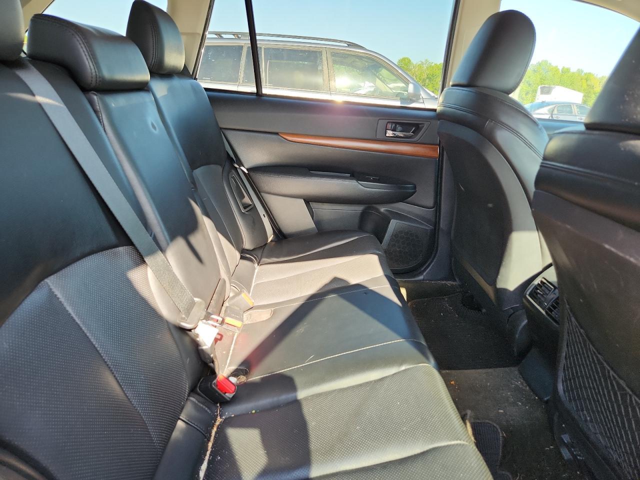 2014 Subaru Outback 2.5I Limited - zdjęcie 11