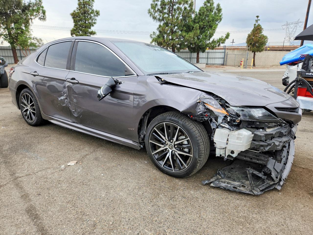 2023 Toyota Camry Se - zdjęcie 4