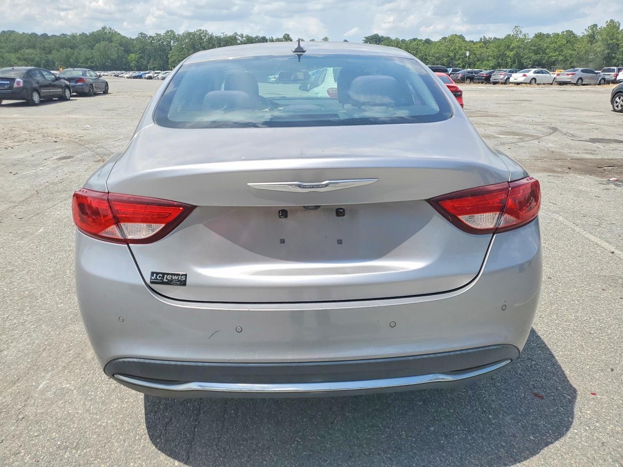 2015 Chrysler 200 Limited - zdjęcie 6
