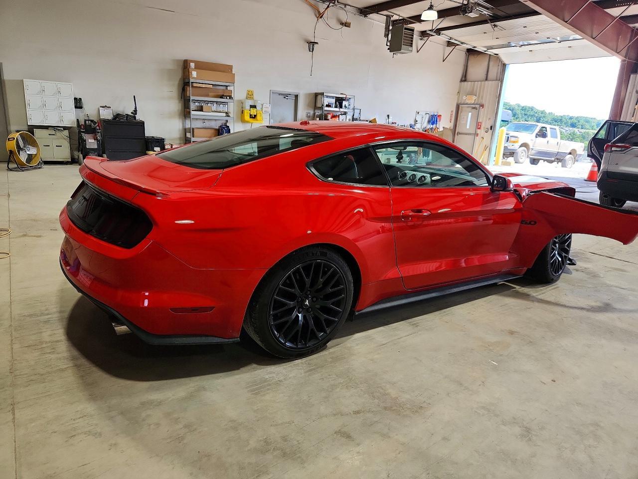 2016 Ford Mustang Gt - zdjęcie 3