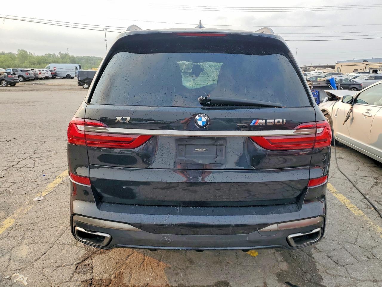 2022 BMW X7 M50I - zdjęcie 6