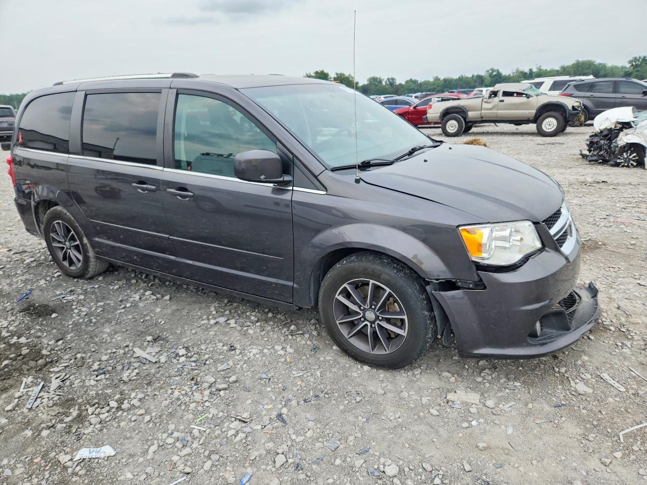 2017 Dodge Grand Caravan Sxt - zdjęcie 4