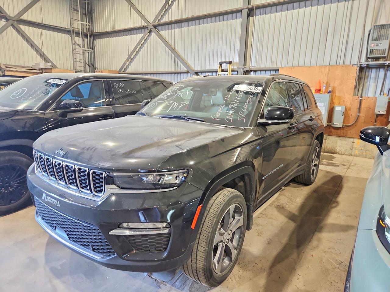 2022 Jeep Grand Cherokee Limited 4Xe - zdjęcie główne