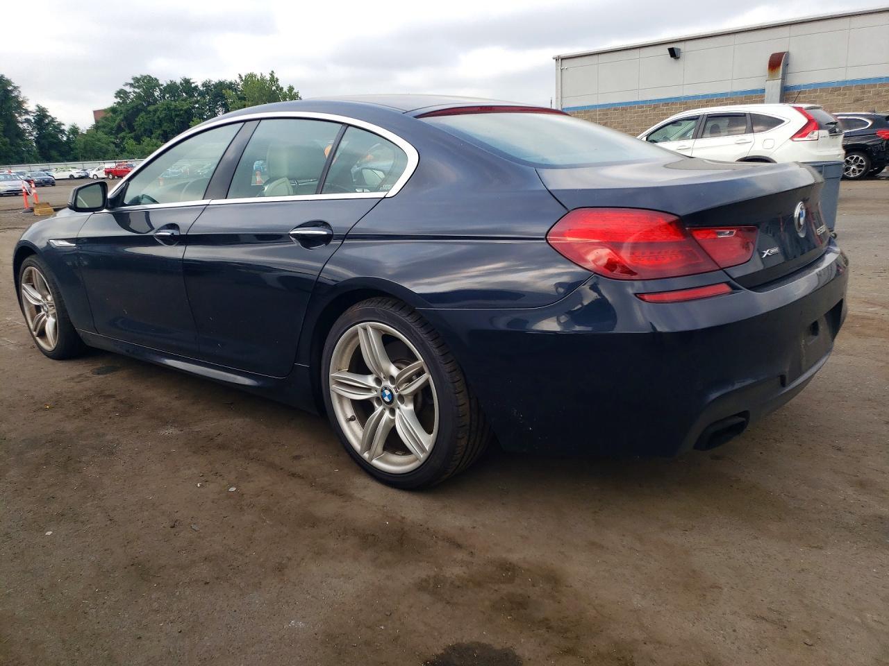 2013 BMW Seria 6 650i - zdjęcie 2