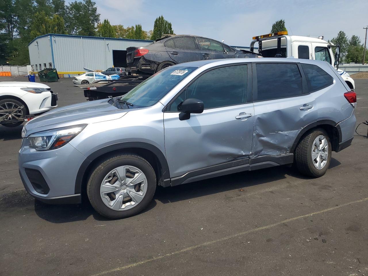2020 Subaru Forester - zdjęcie główne