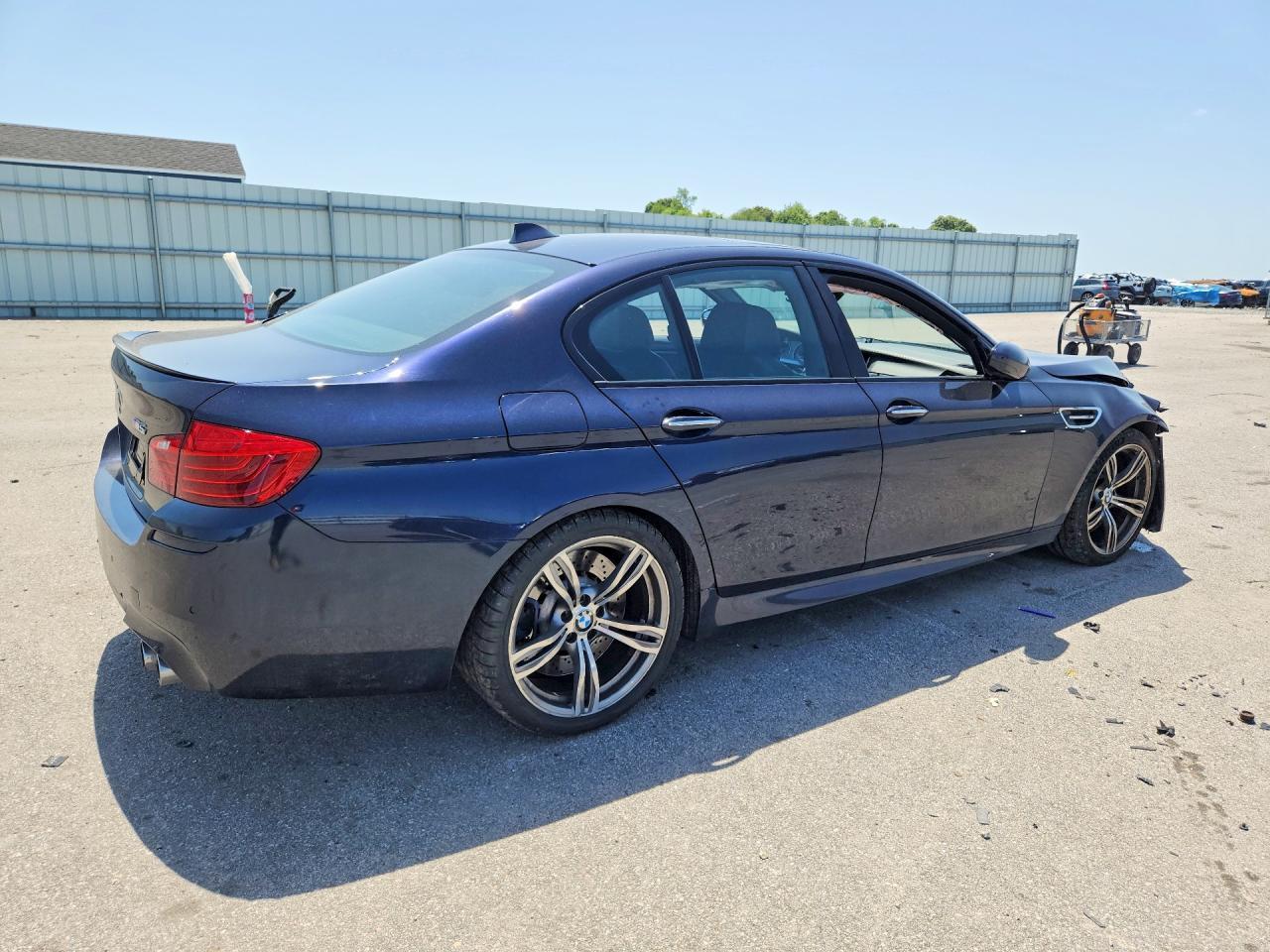 2014 BMW M5 - zdjęcie 3