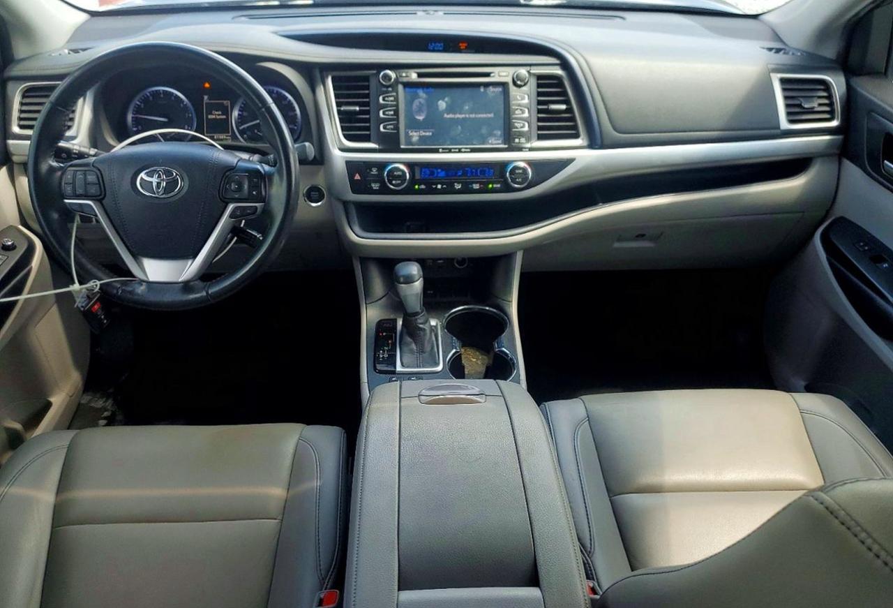 2019 Toyota Highlander Xle - zdjęcie 8