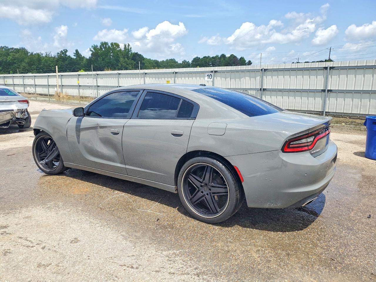 2019 Dodge Charger Sxt - zdjęcie 2