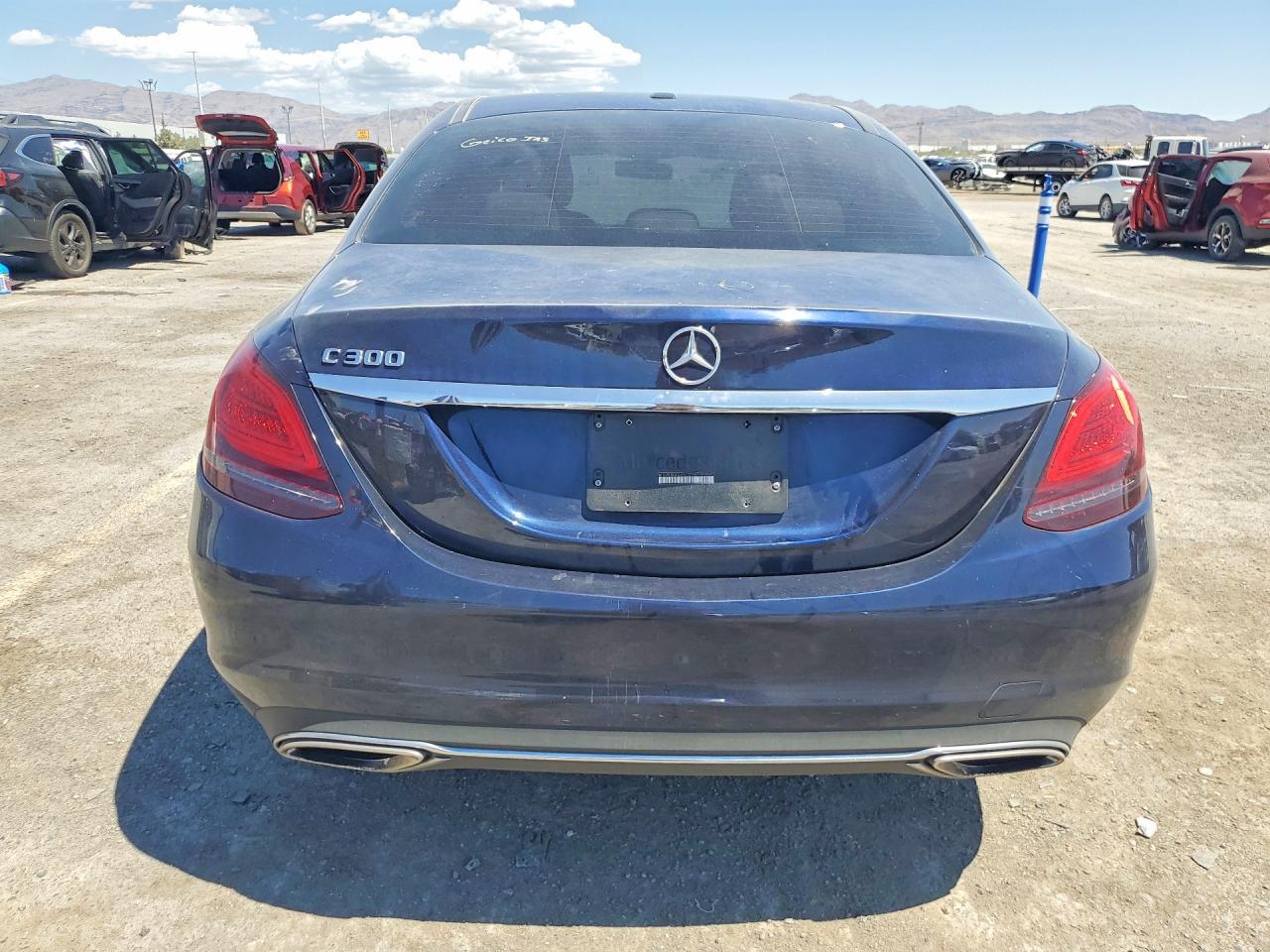 2020 Mercedes-Benz C 300 - zdjęcie 6