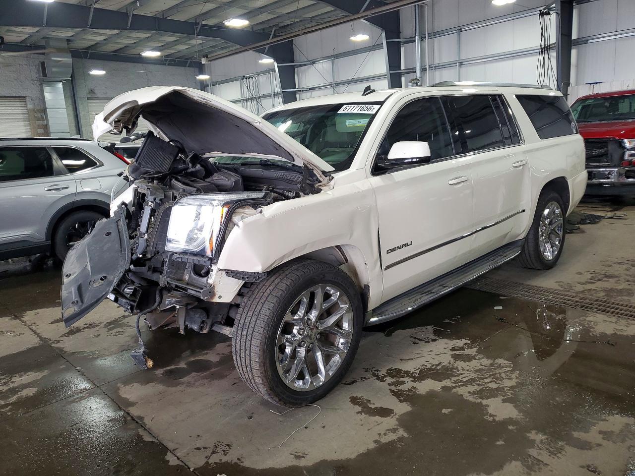 2015 GMC Yukon Xl Denali - zdjęcie główne