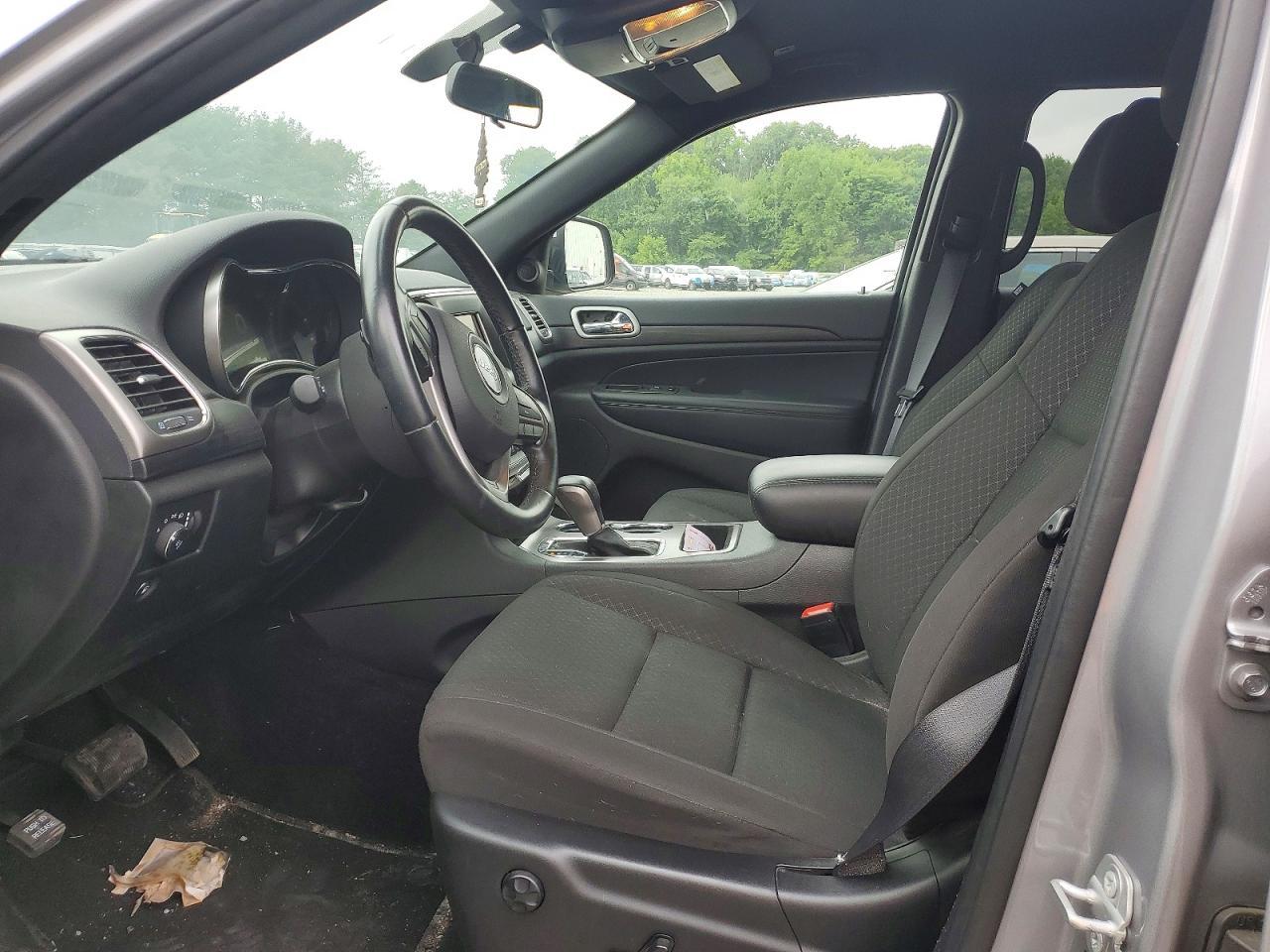 2021 Jeep Grand Cherokee Laredo - zdjęcie 7