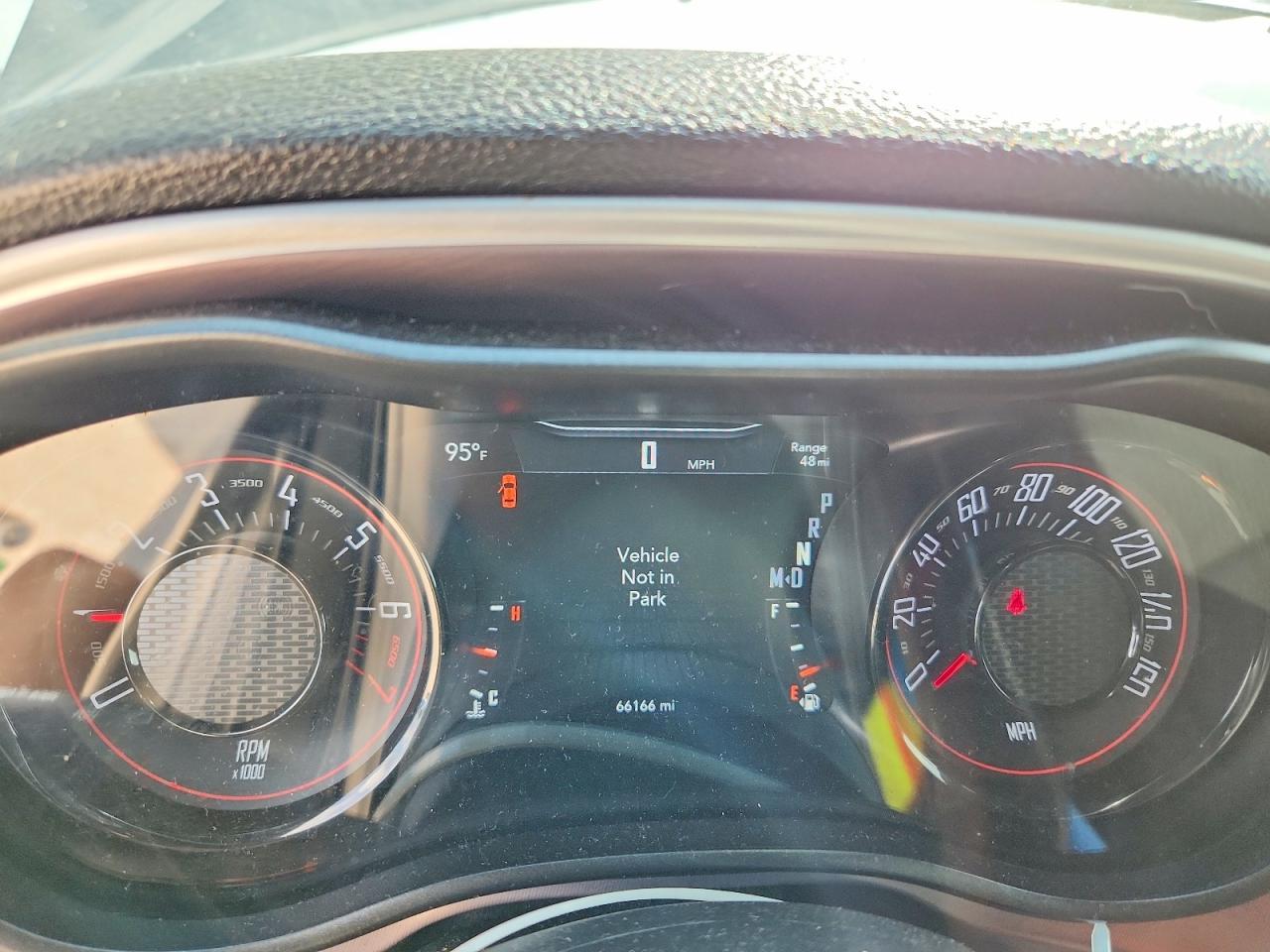 2021 Dodge Challenger Sxt - zdjęcie 9