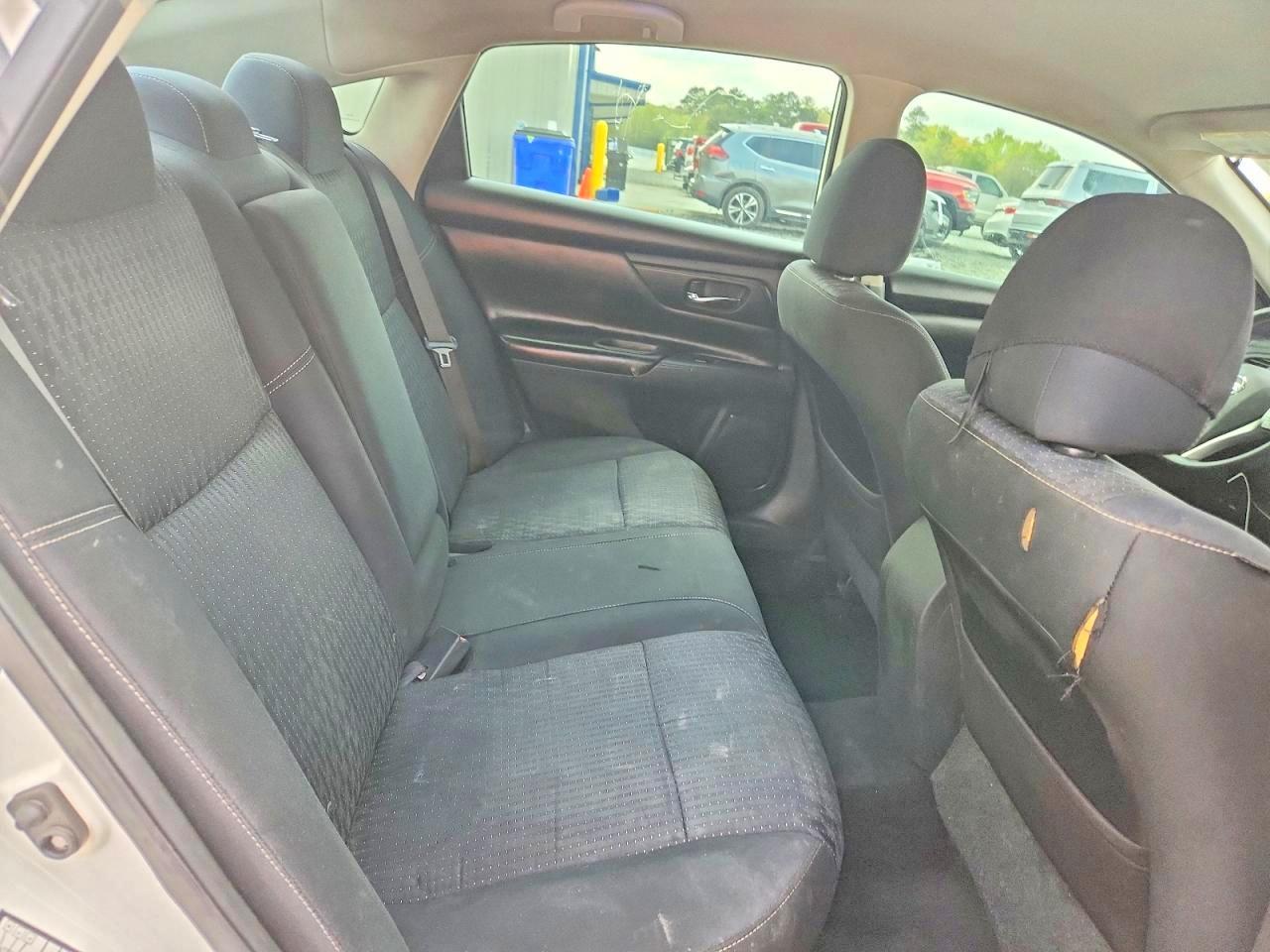 2017 Nissan Altima 2.5 S - zdjęcie 10