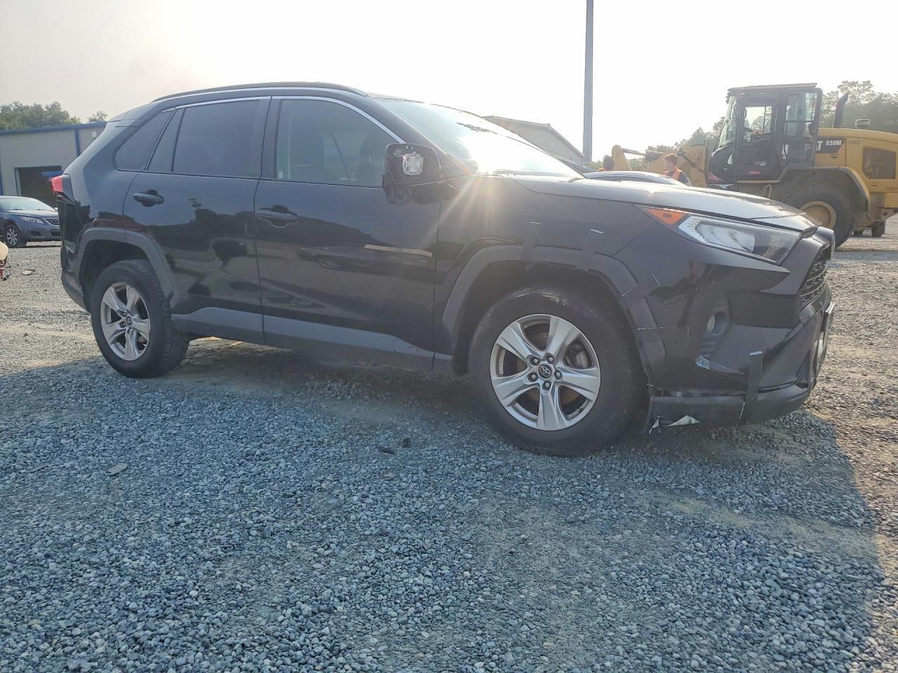 2019 Toyota Rav4 Xle - zdjęcie 4