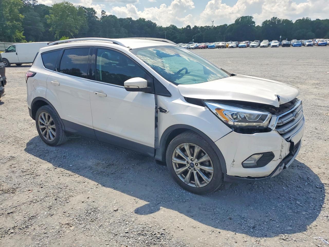 2017 Ford Escape Titanium - zdjęcie 4