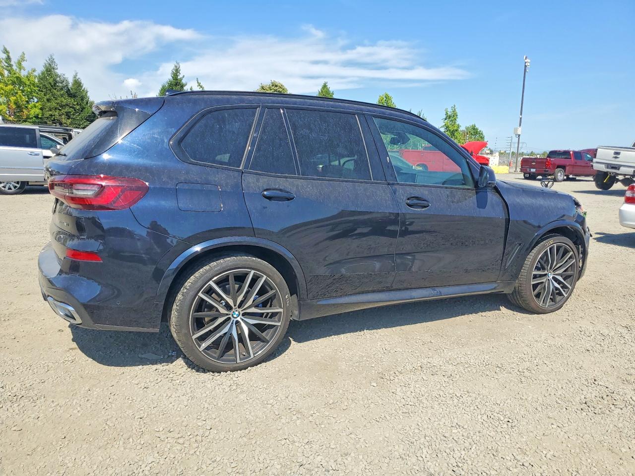 2023 BMW X5 xDrive40I - zdjęcie 3