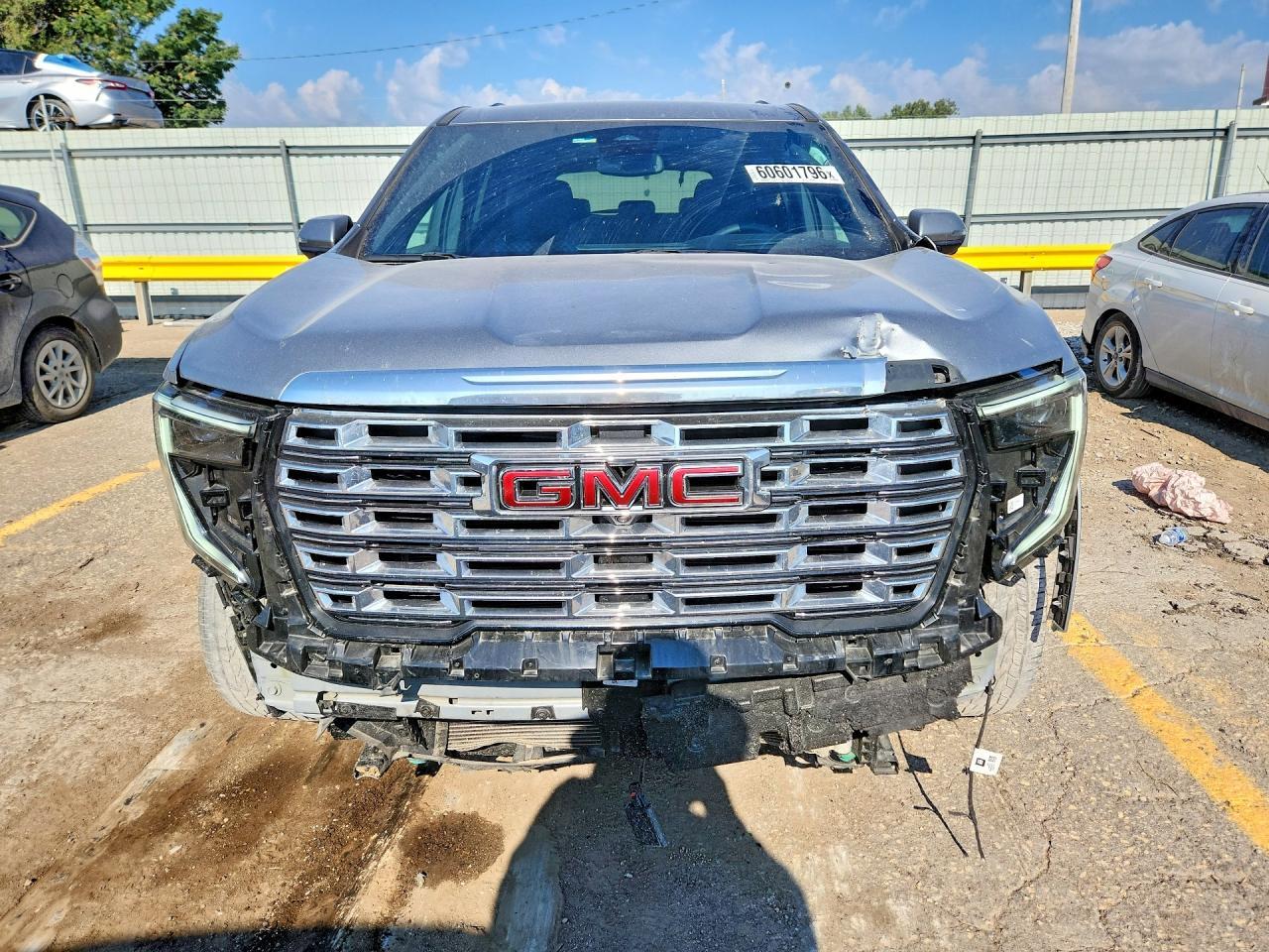 2025 GMC Acadia Denali - zdjęcie 5