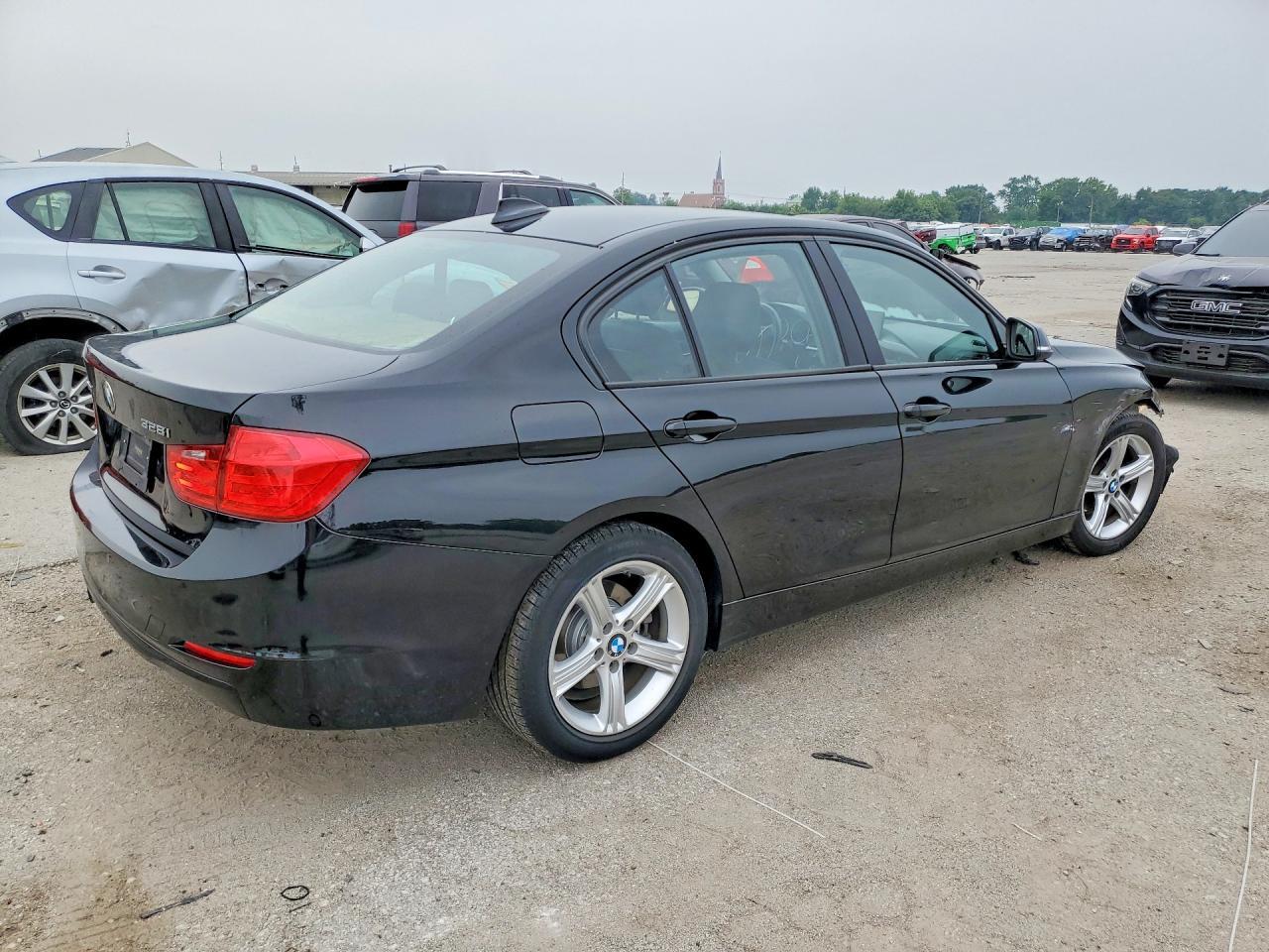 2014 BMW Seria 3 328i - zdjęcie 3