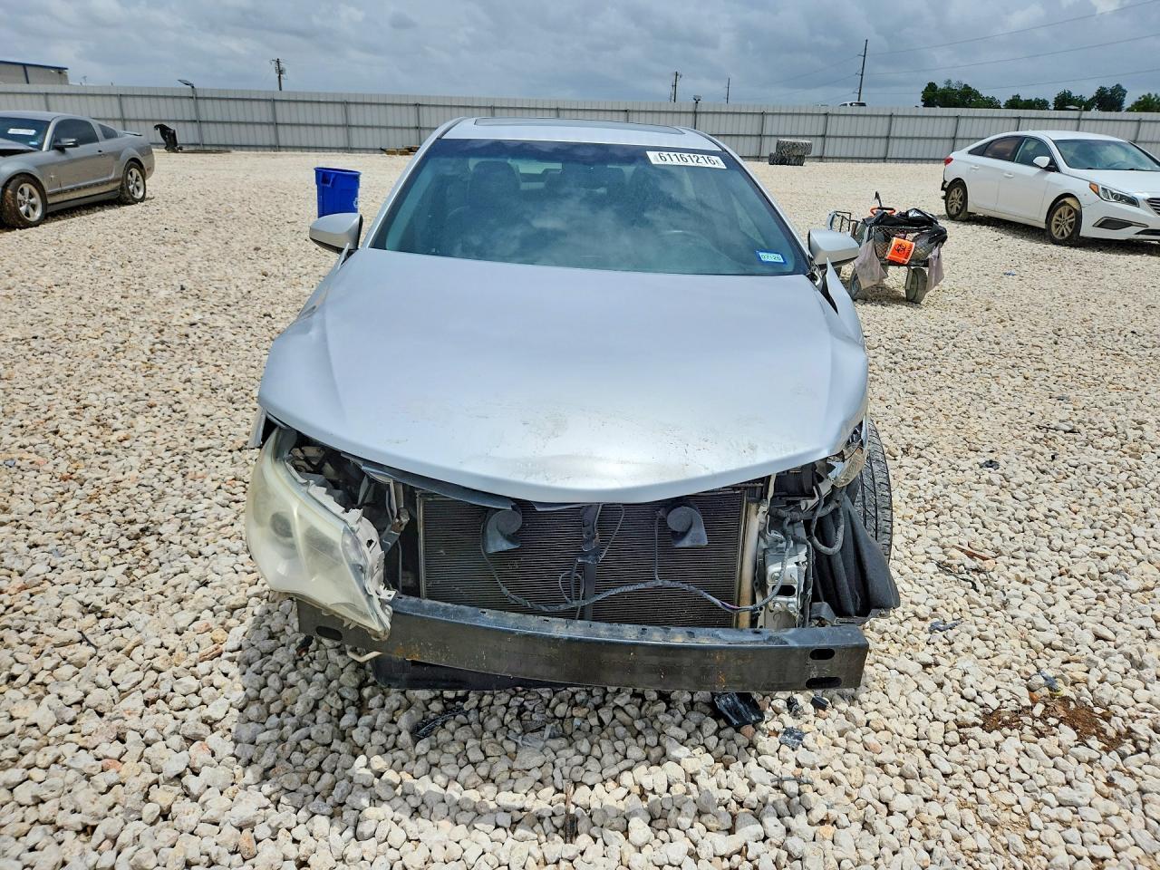2013 Toyota Camry Xle V6 - zdjęcie 5