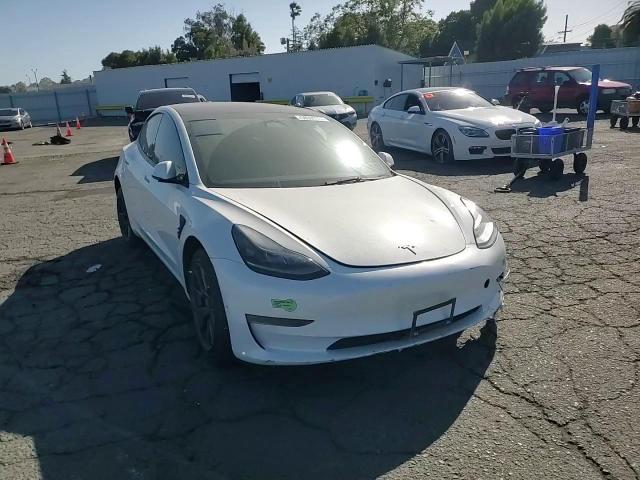 2023 Tesla Model 3 - zdjęcie 13