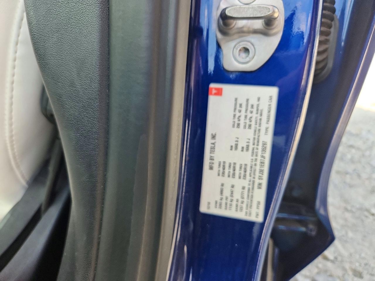 2018 Tesla Model 3 - zdjęcie 13
