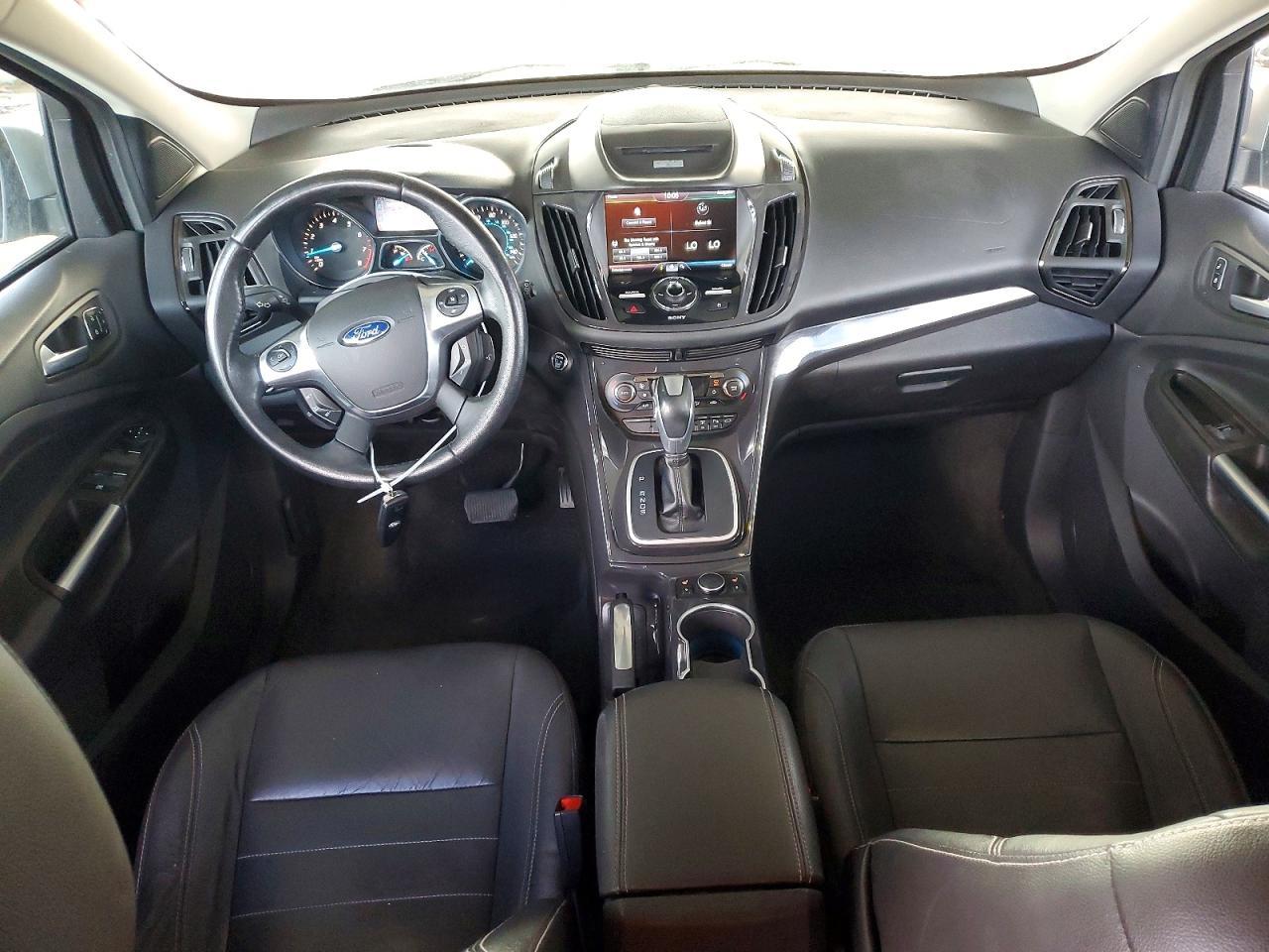 2014 Ford Escape Titanium - zdjęcie 8