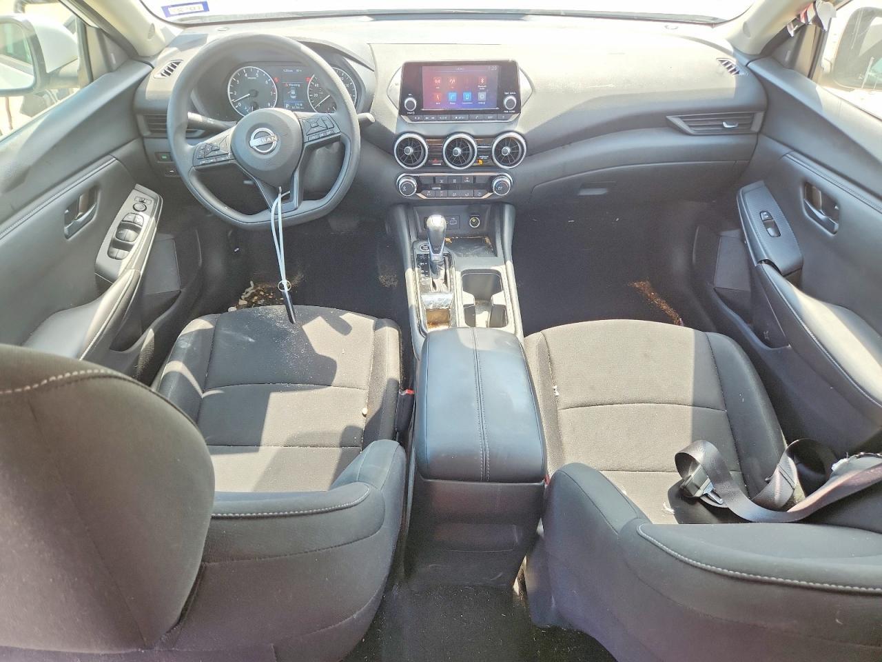 2025 Nissan Sentra S - zdjęcie 8