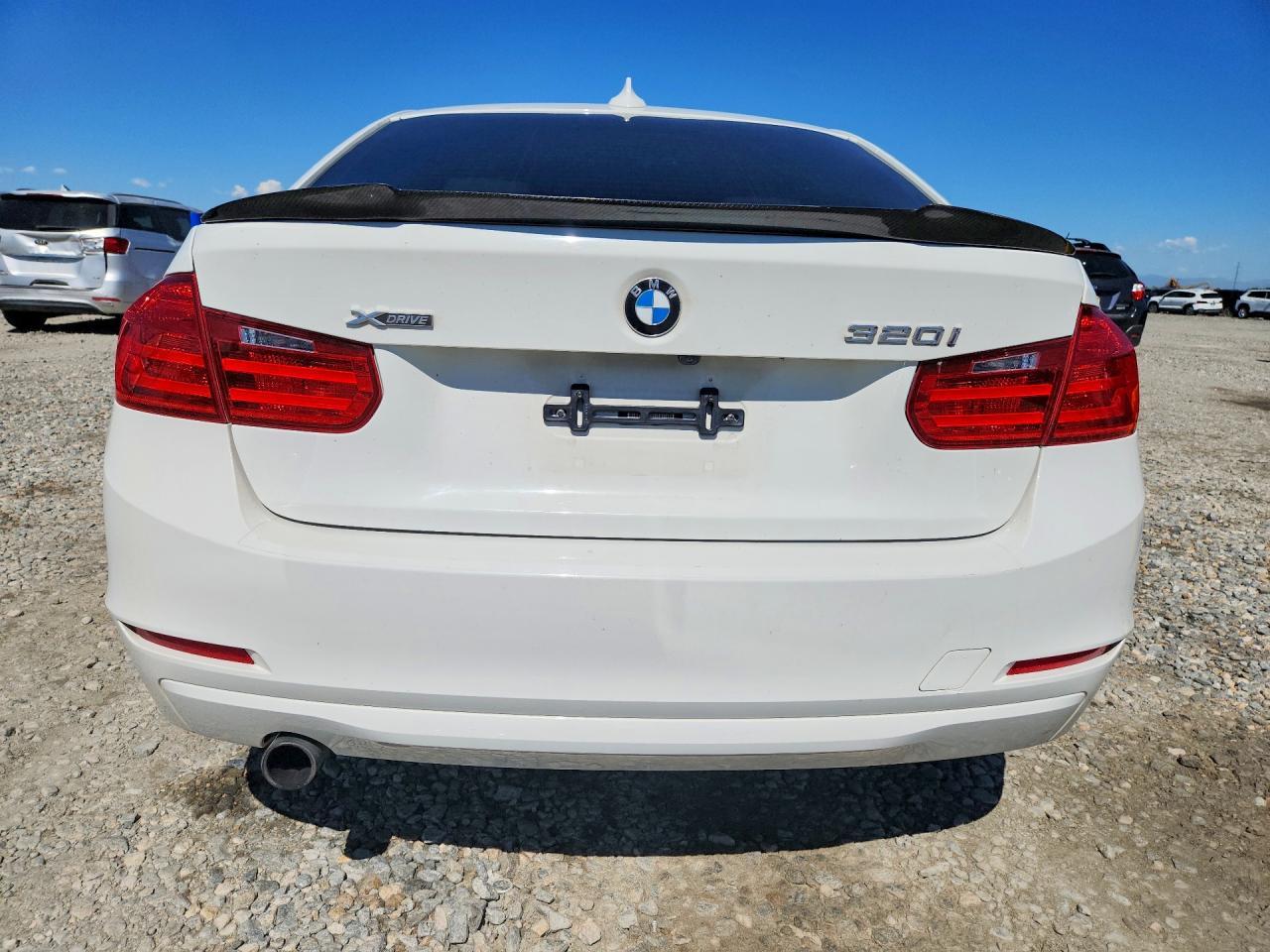 2015 BMW 320 I xDrive - zdjęcie 6