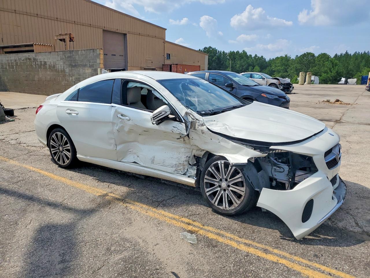 2018 Mercedes-Benz Cla 250 - zdjęcie 4