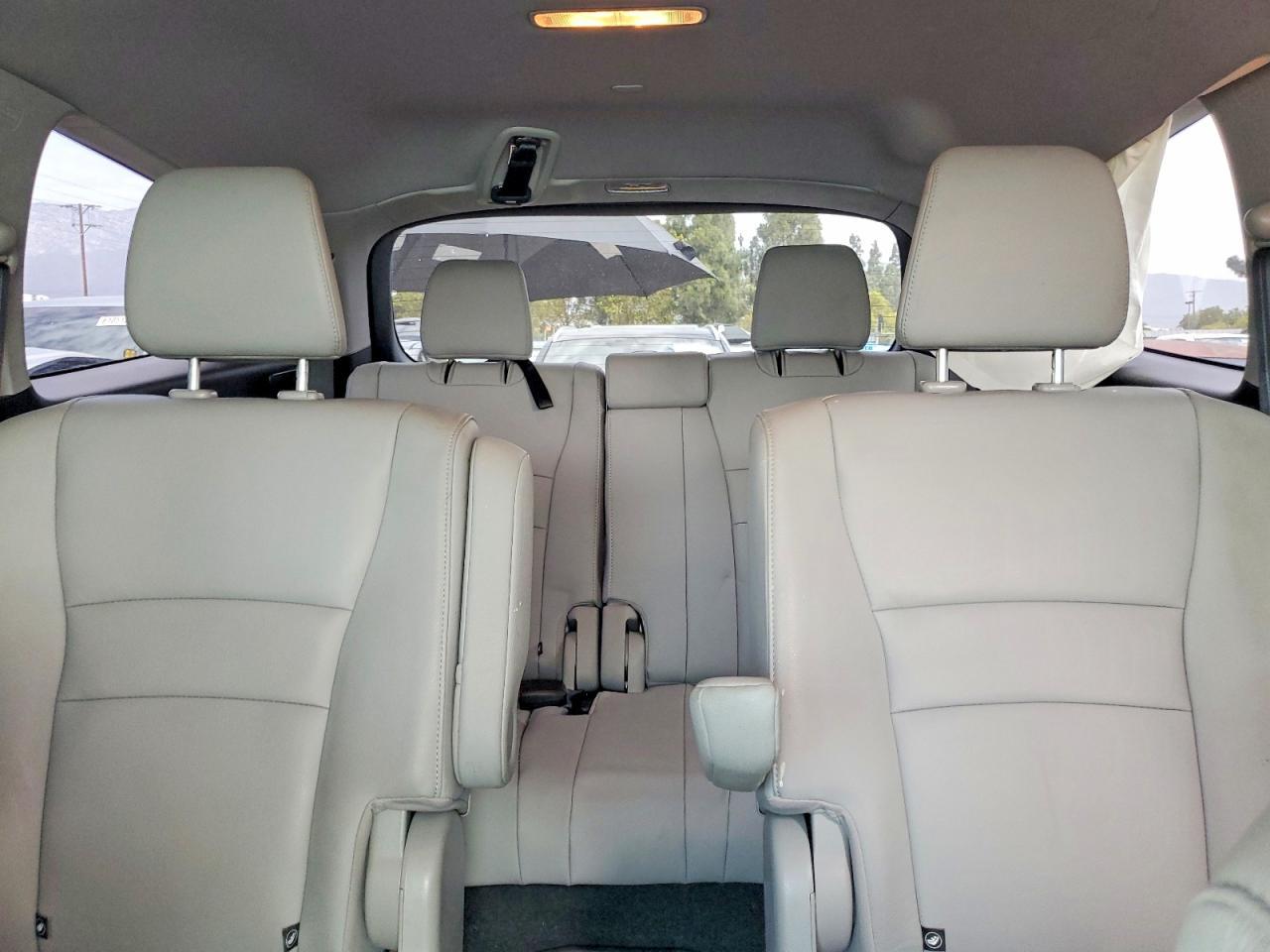 2022 Honda Pilot Touring - zdjęcie 10