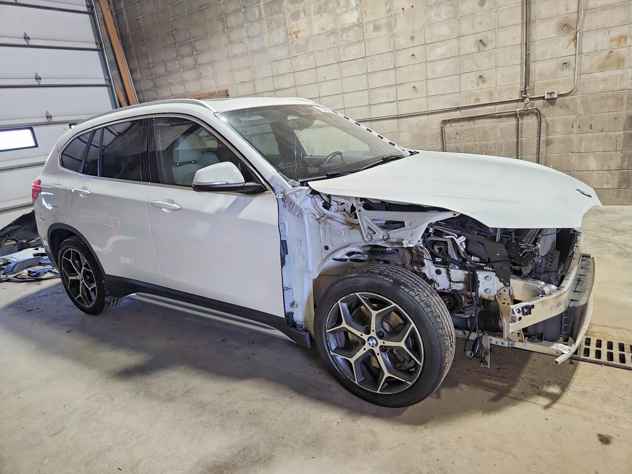 2019 BMW X1 xDrive28I - zdjęcie 4