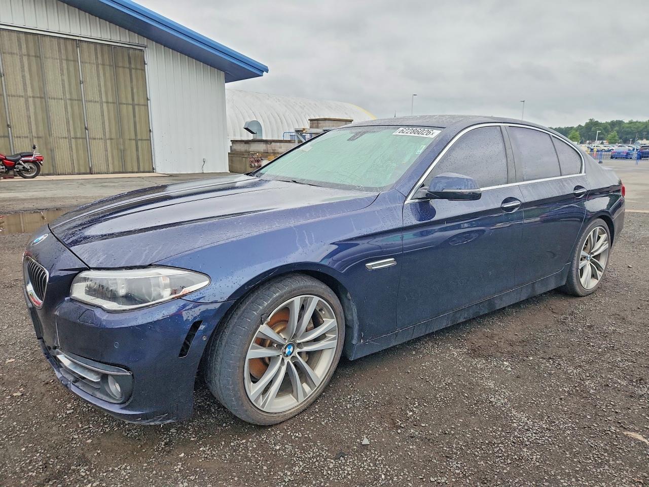 2016 BMW Seria 5 535i - zdjęcie główne