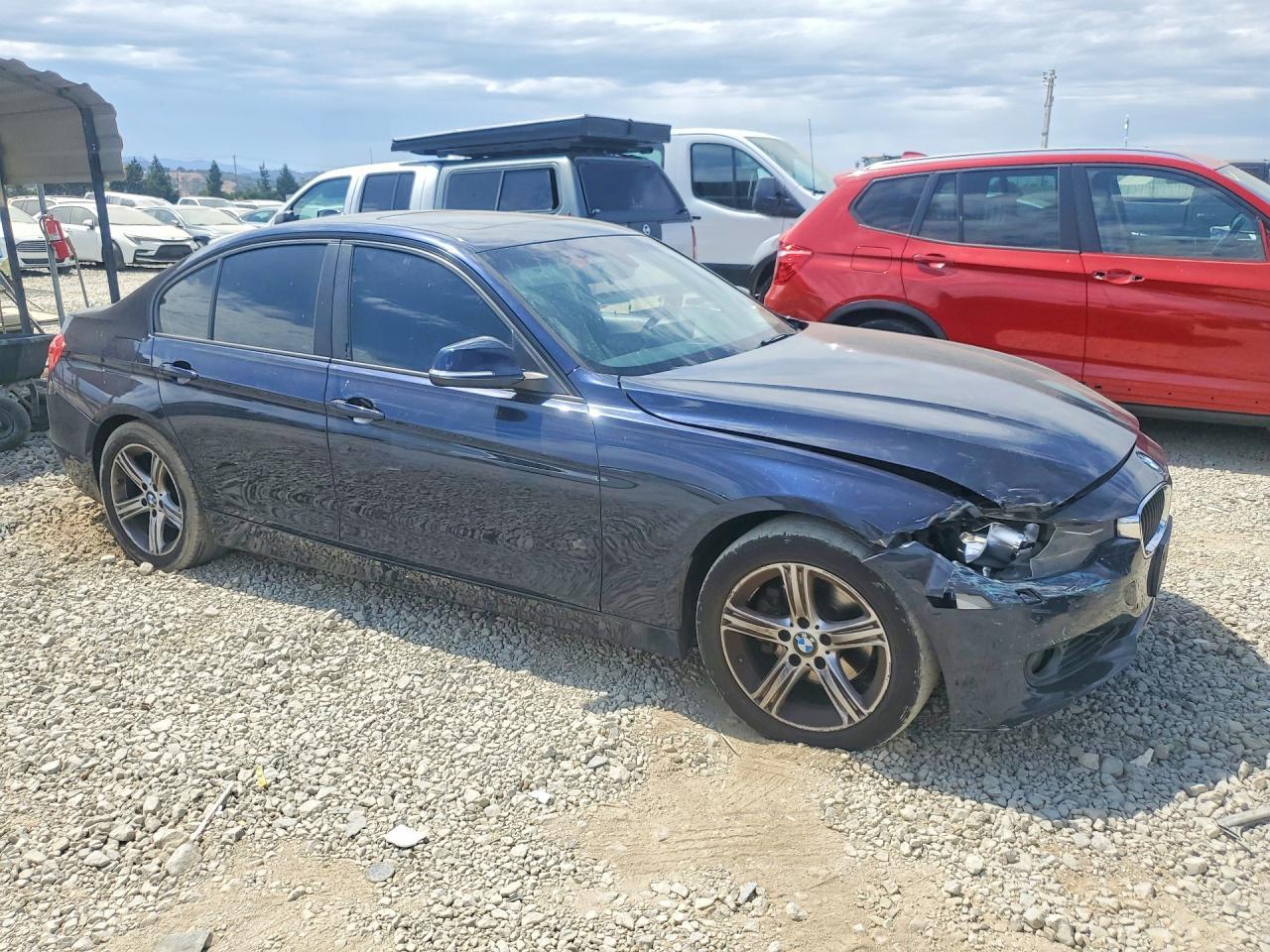 2013 BMW 328 I - zdjęcie 4