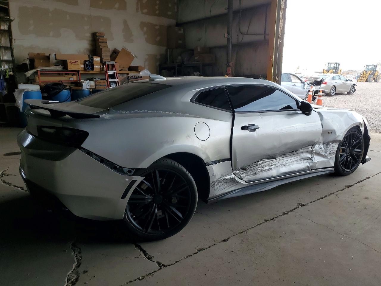 2016 Chevrolet Camaro Ss - zdjęcie 3