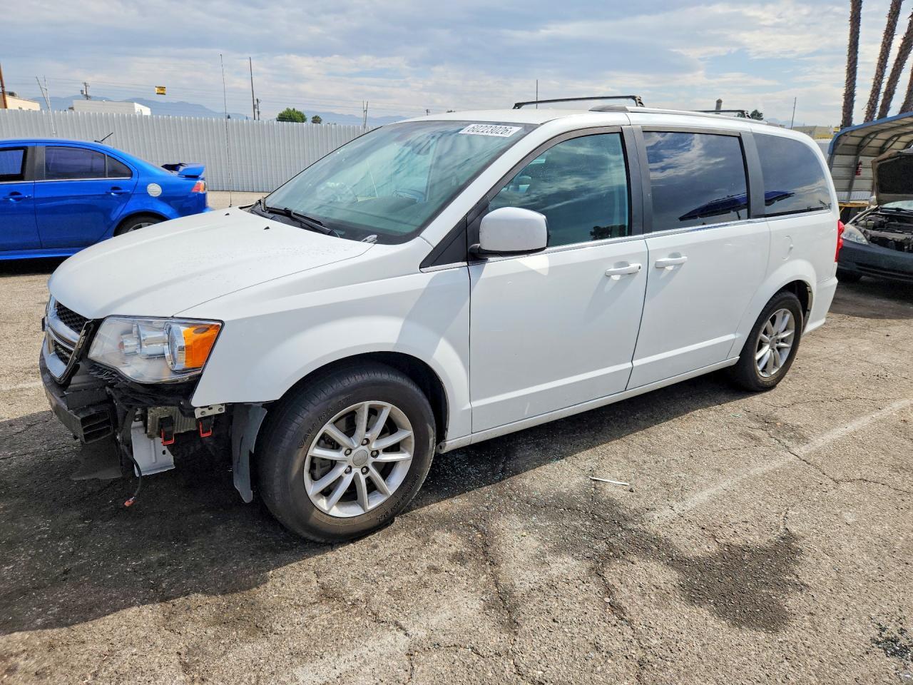 2019 Dodge Grand Caravan Sxt - zdjęcie główne