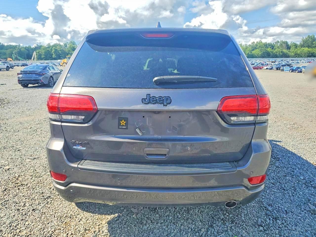 2020 Jeep Grand Cherokee Laredo - zdjęcie 6