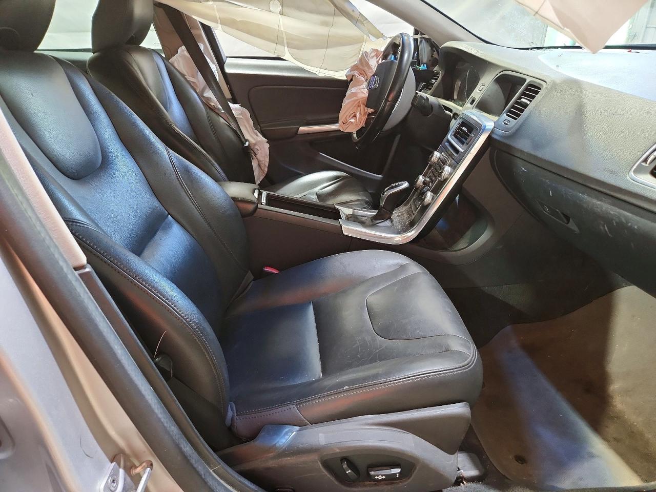 2016 Volvo S60 Premier - zdjęcie 7