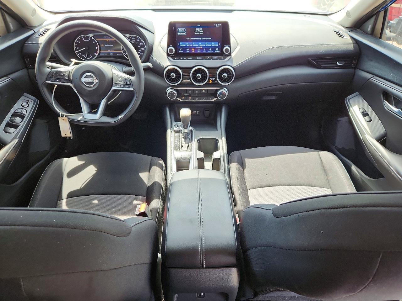 2025 Nissan Sentra Sv - zdjęcie 8