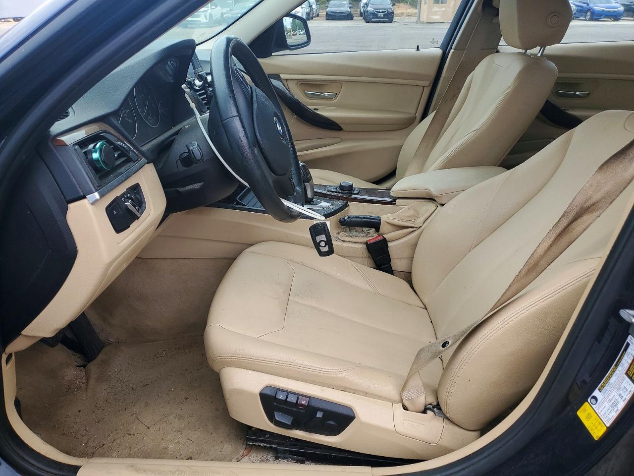 2014 BMW 320 I - zdjęcie 7