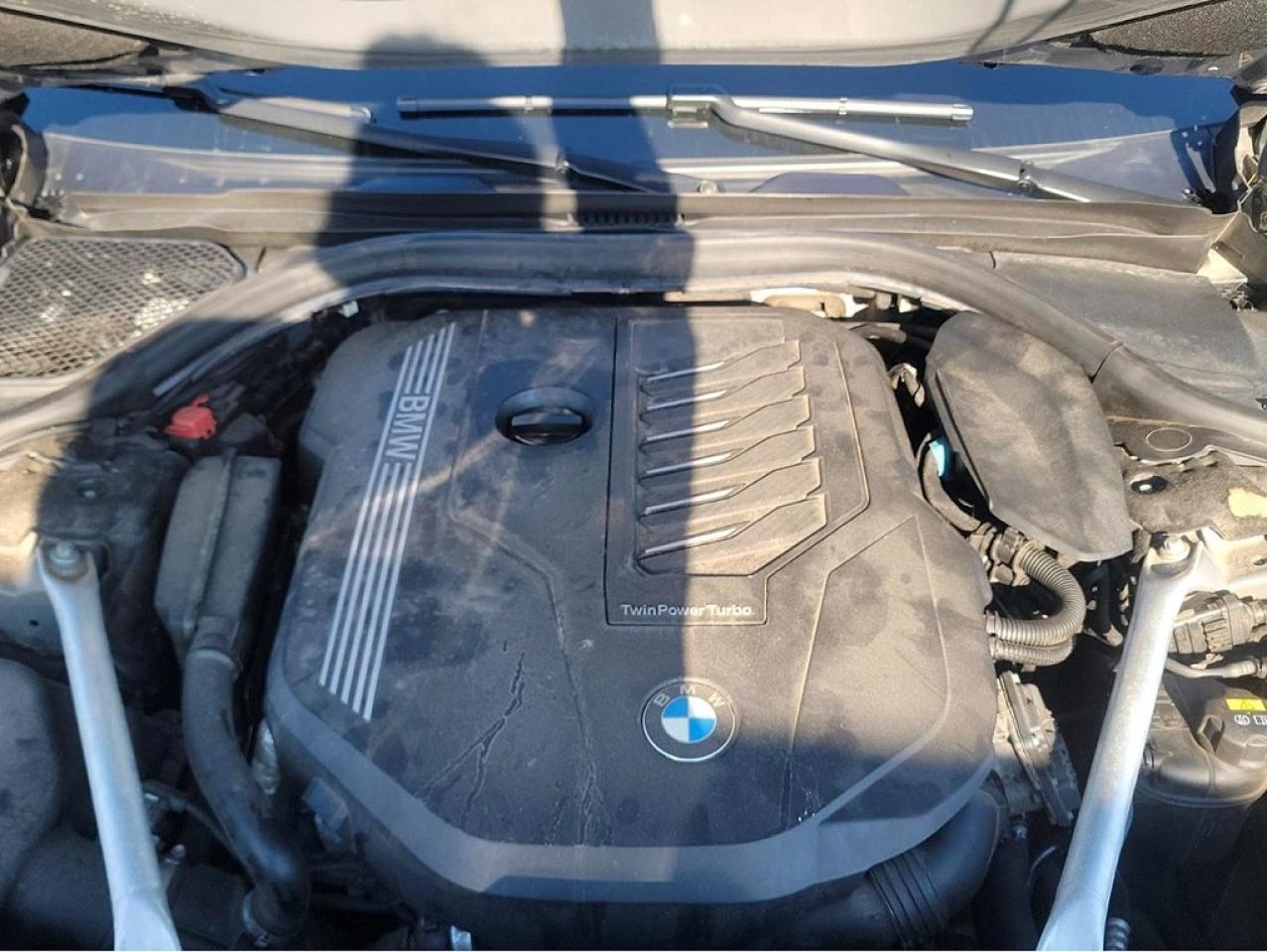 2020 BMW Seria 7 740i - zdjęcie 7